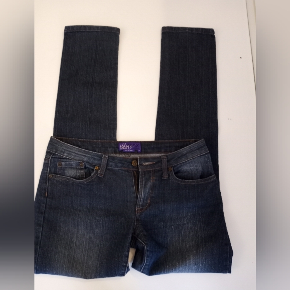 Miley Cyrus Max Azria size 11, slim jeans